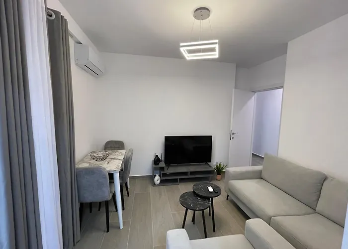 Modern Apartment In Central Vlore